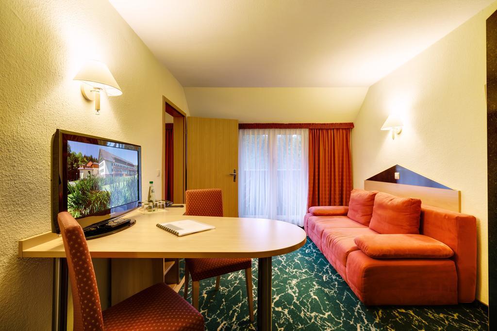 Waldhotel Vogtland Klingenthal Bagian luar foto